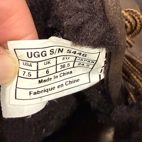 UGG ADIRONDACK 7.5 Women's Outdoor Waterproof Brown Leather Suede Boot Winter - Picture 13 of 16